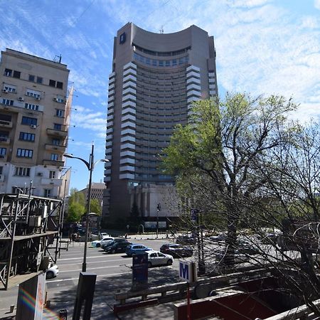 Beautiful Apartment In Old City Bukarest Eksteriør billede